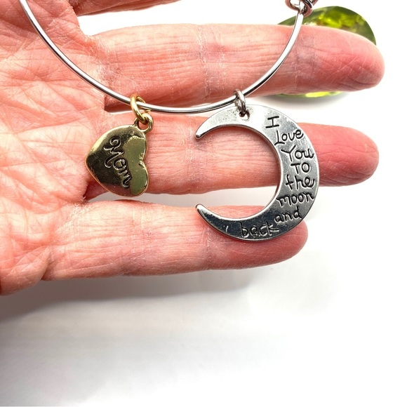 Mom Love You To The Moon Silver Tone Bracelet NWOT - Picture 3 of 6